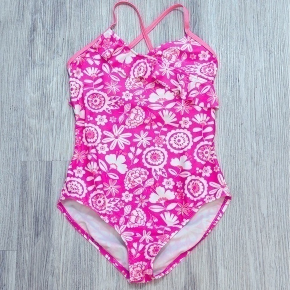 🛍️ 2/$12 
OSH KOSH girls pink & white one piece ruffle swimsuit bathing suit.